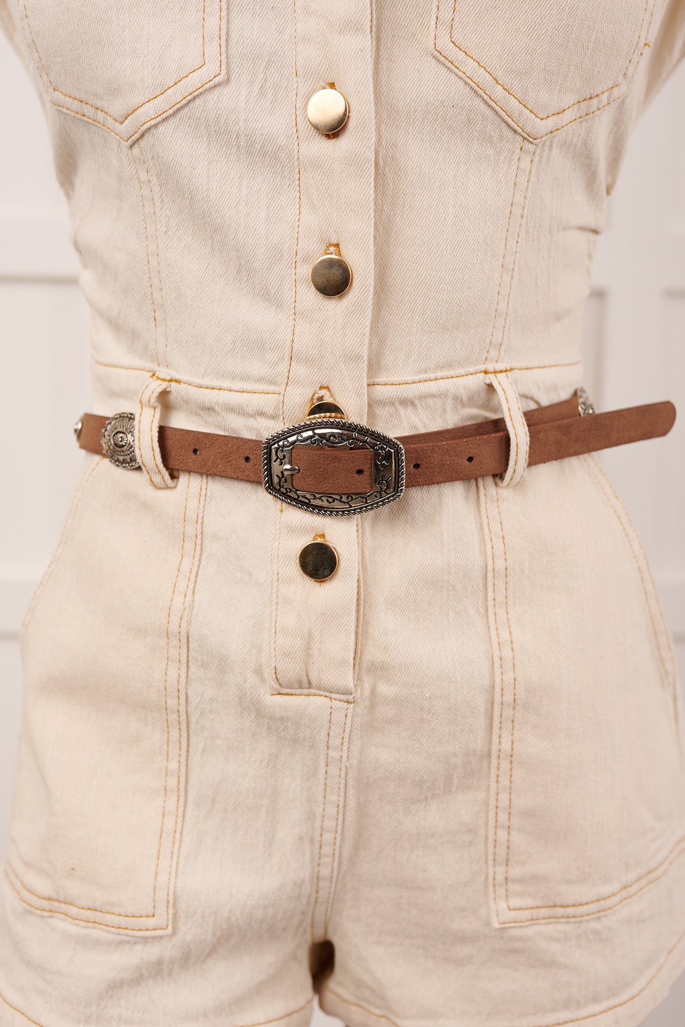 Western Daydream Concho Detail Belt (Silver/Dark Brown)